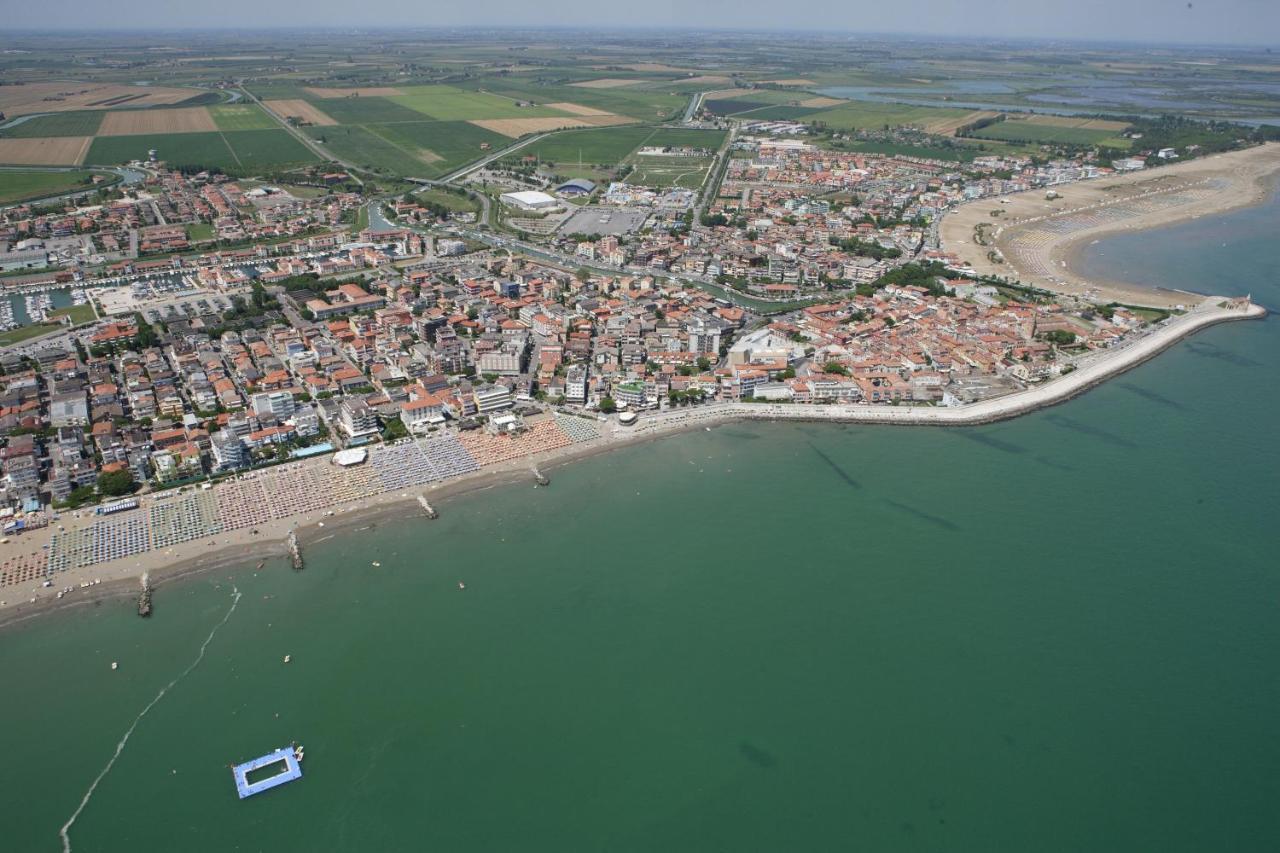 Ferienwohnung Penthouse Attico Mara Caorle Exterior foto
