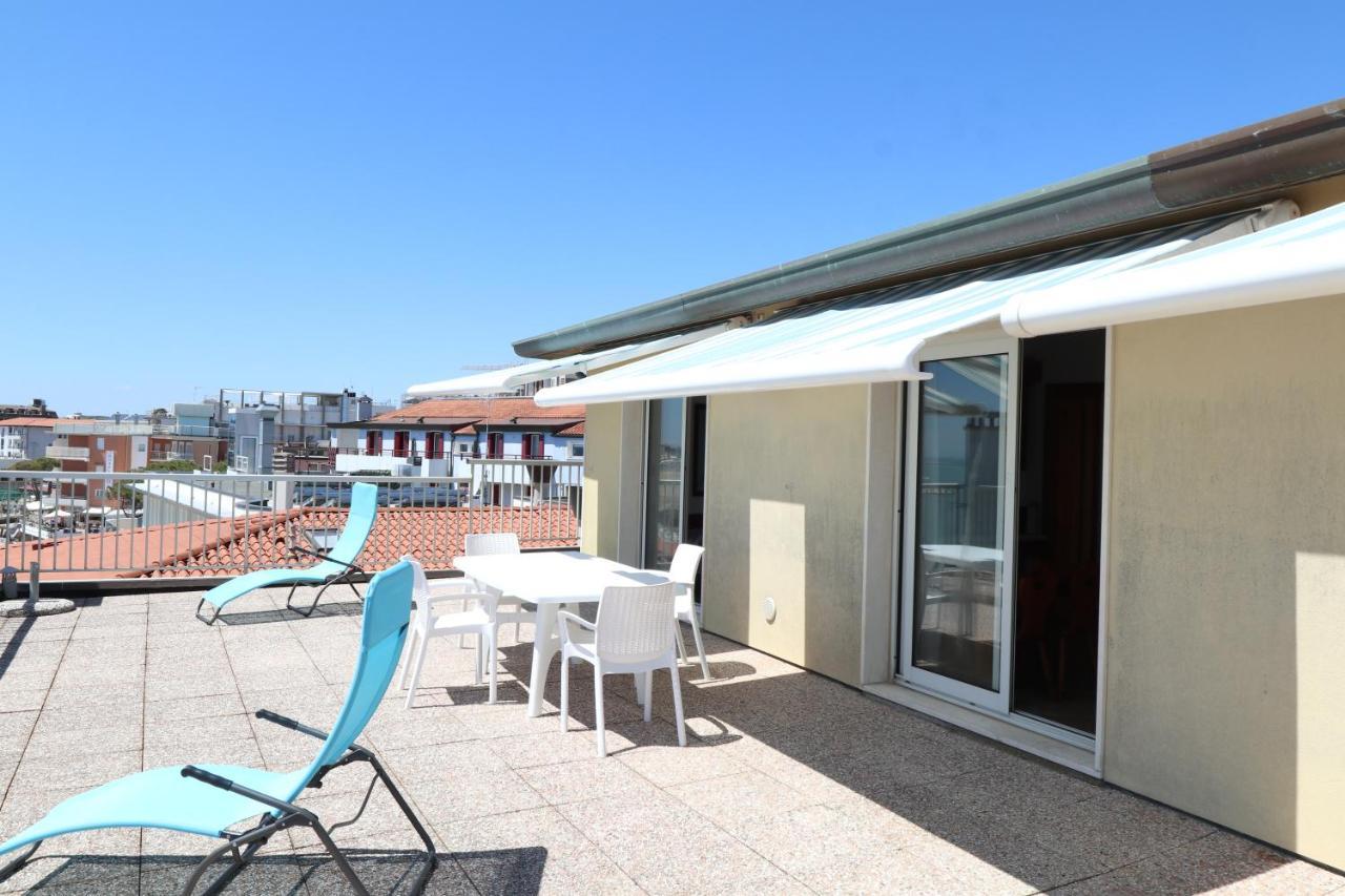 Ferienwohnung Penthouse Attico Mara Caorle Exterior foto