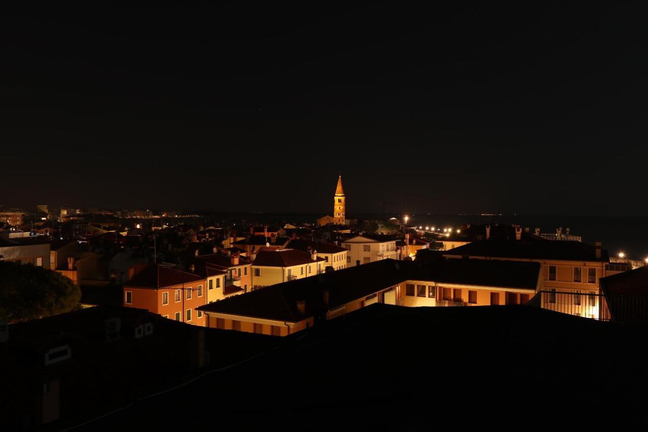 Ferienwohnung Penthouse Attico Mara Caorle Exterior foto